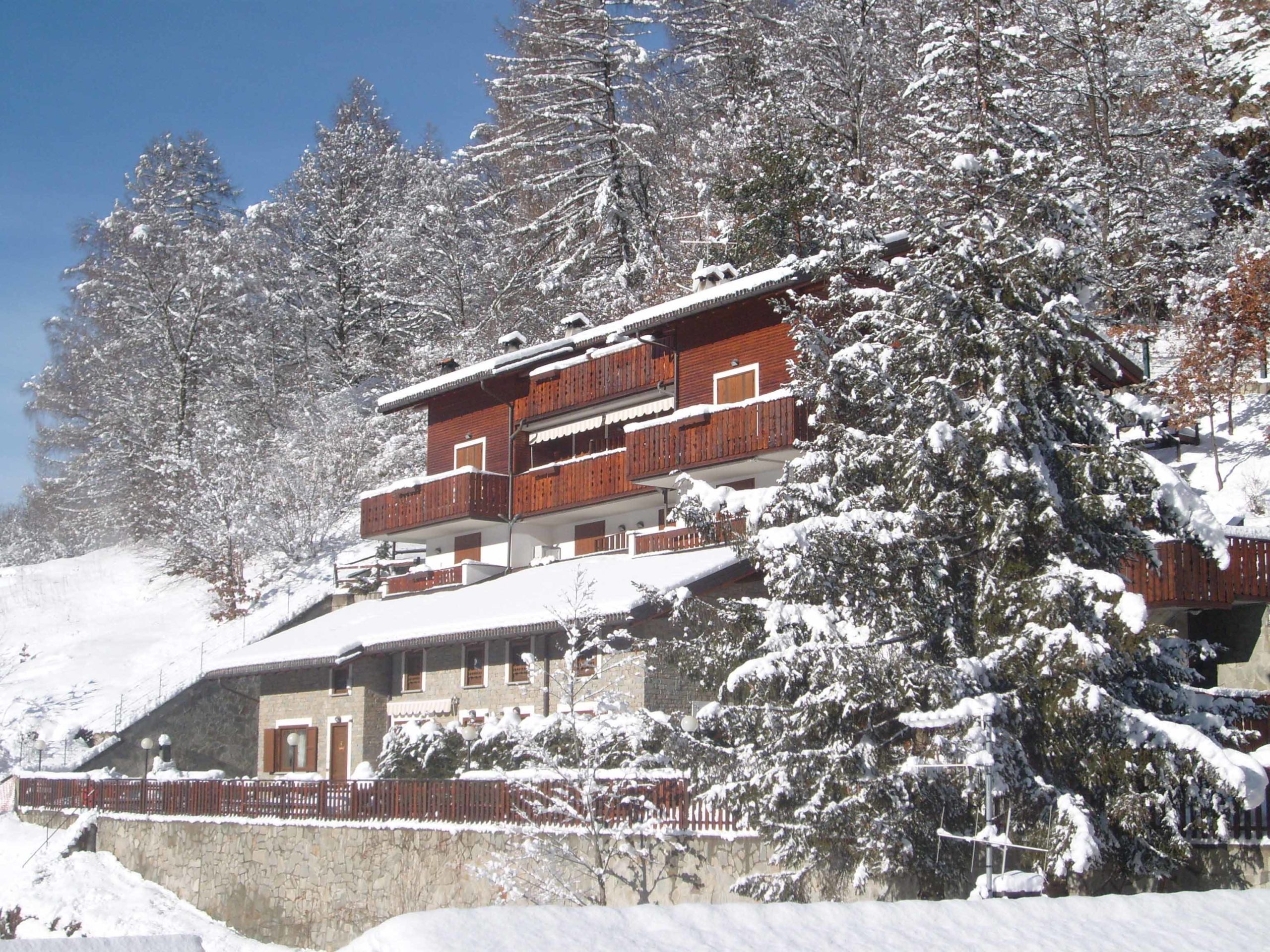 Residence Cà nel bosco