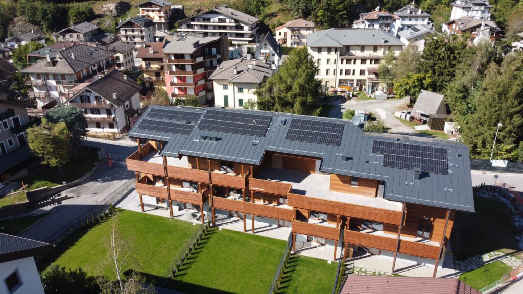 CHALET BLUE MOON – SUB 4 PIANO TERRA CHALET BLUE MOON – SUB 4 PIANO TERRA